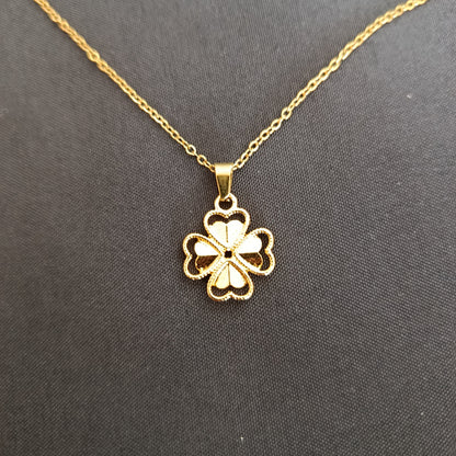 🍀 Chaîne avec pendentif trèfle 1🍀
