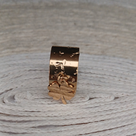 🍀 Bague ajustable avec pendentif trèfle 🍀